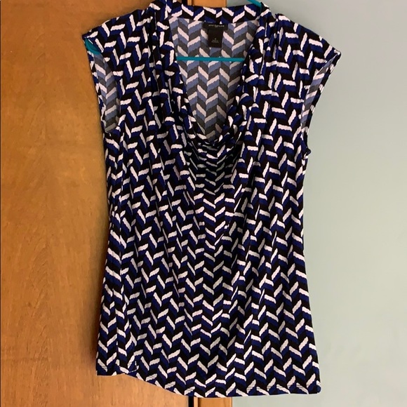 Ann Taylor Tops - NWOT Ann Taylor chevron print top